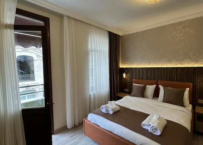 Taksim Peradise Hotel