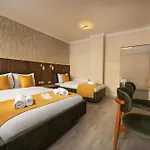 ホテル Taksim Peradise イスタンブール